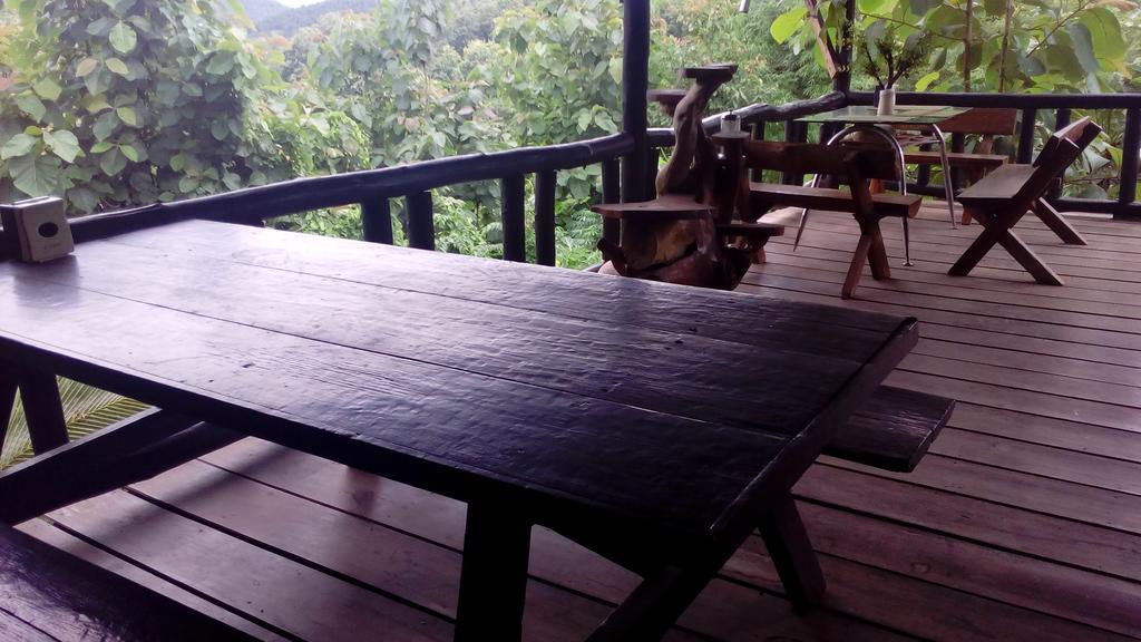 The Local Story Resort Ban Mon Talaeng エクステリア 写真