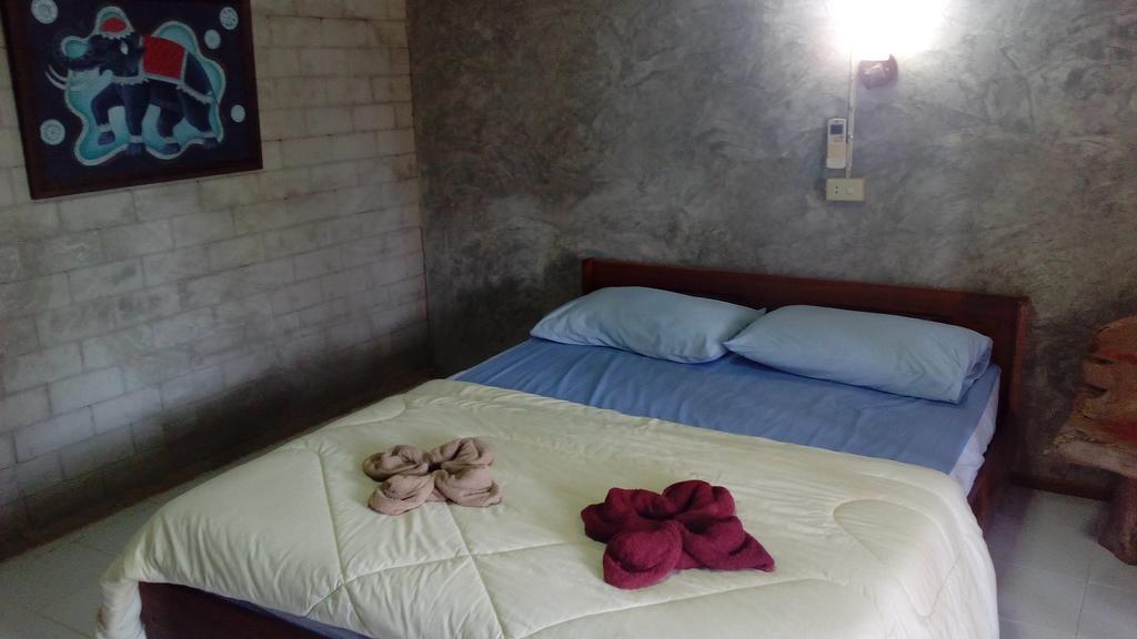 The Local Story Resort Ban Mon Talaeng エクステリア 写真