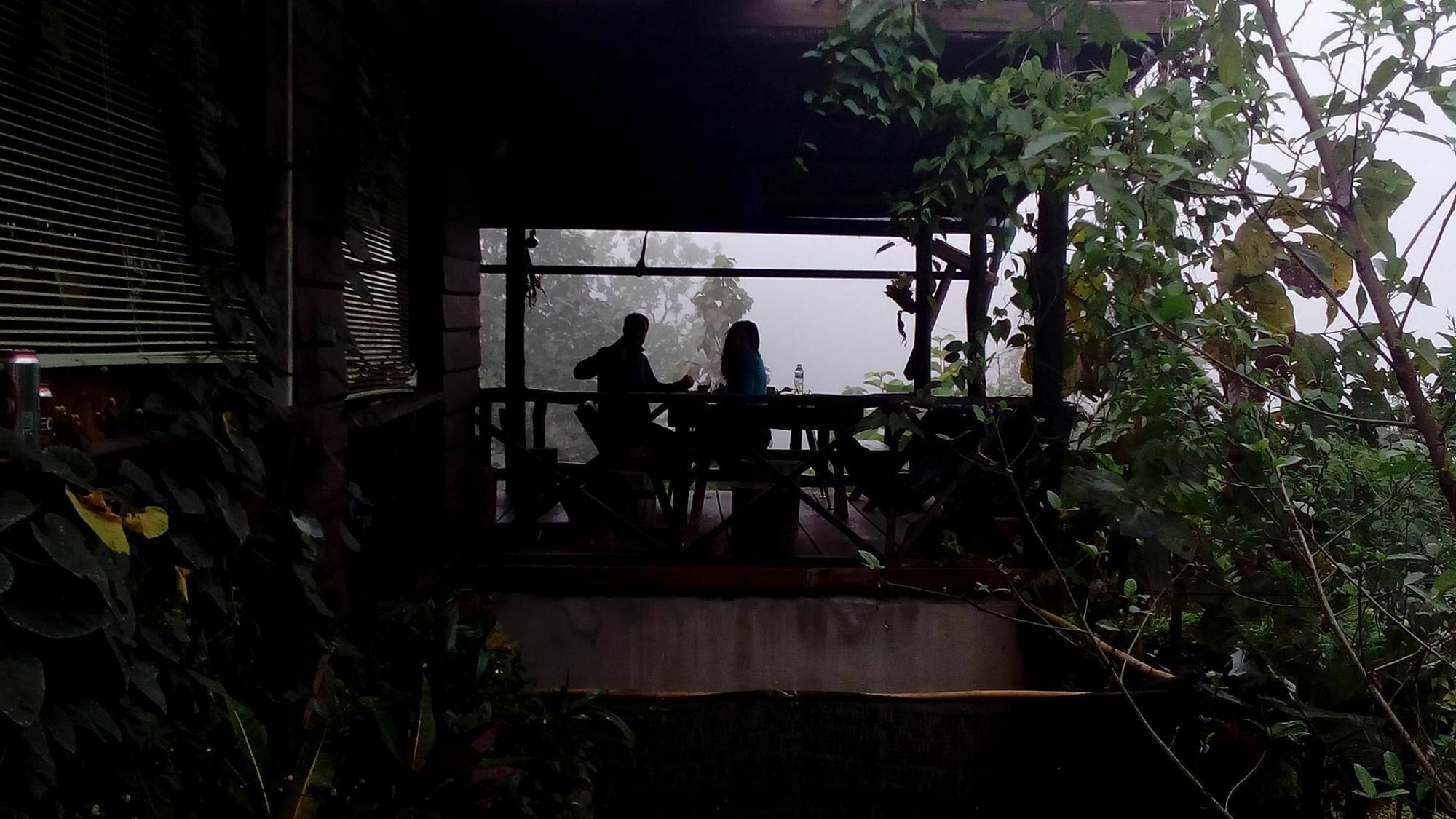 The Local Story Resort Ban Mon Talaeng エクステリア 写真